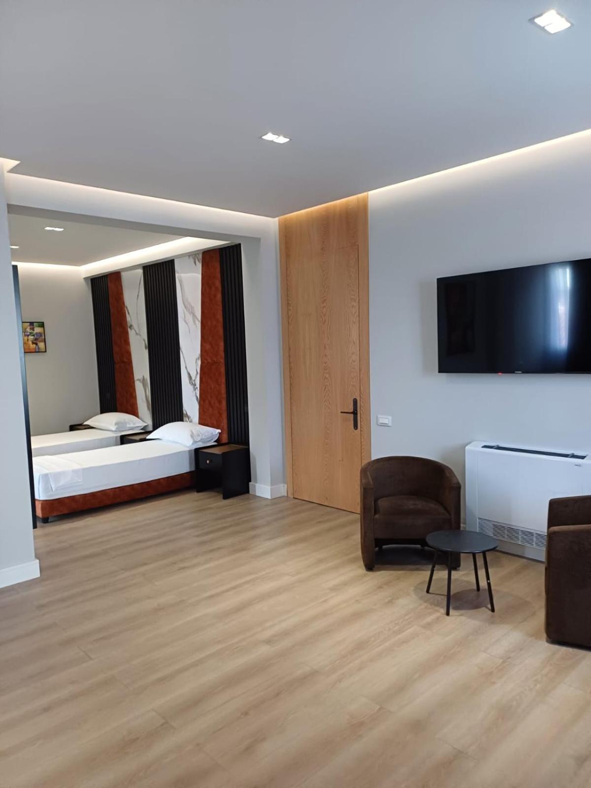 Oxygen Boutique Hotel Tirana Exterior photo