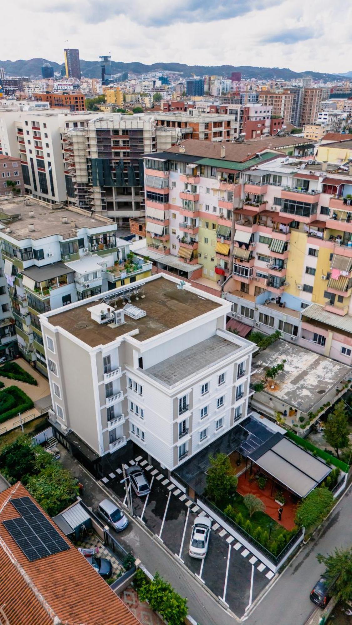 Oxygen Boutique Hotel Tirana Exterior photo